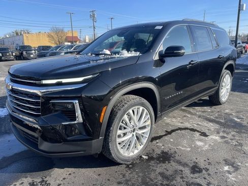 New 2026 Chevrolet Traverse LT w/ LPO, Floor Liner Package image 3