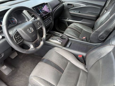 Used 2022 Honda Pilot TrailSport image 11
