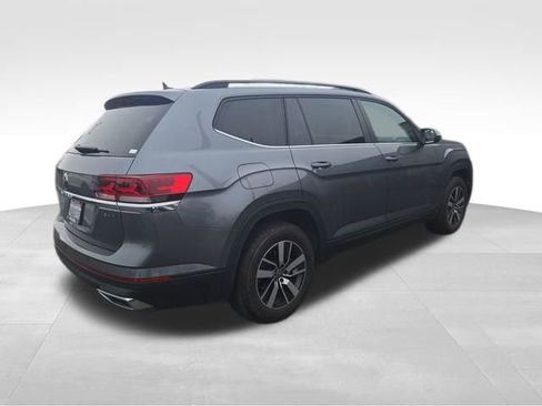 Used 2023 Volkswagen Atlas SE image 7