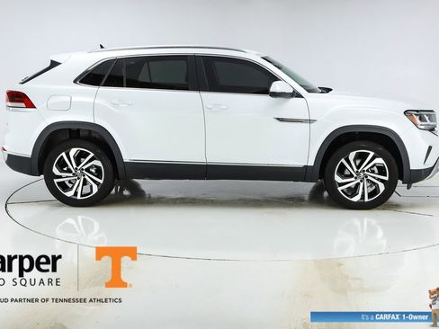Used 2023 Volkswagen Atlas Cross Sport SEL AWD/4WD image 49