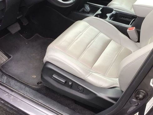 Used 2018 Honda CR-V EX-L image 9
