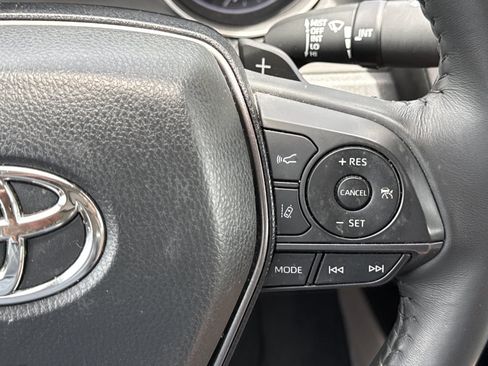 Used 2024 Toyota Camry SE w/ Convenience Package FWD image 20