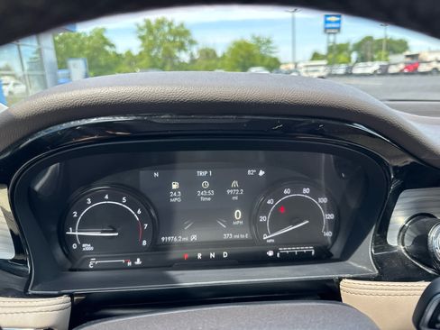 Used 2022 Lincoln Corsair AWD w/ Premium Package image 21