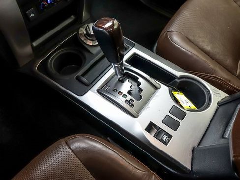 Used 2021 Toyota 4Runner Limited image 22