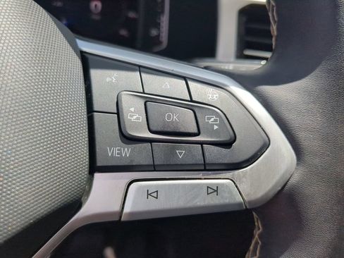 Certified 2023 Volkswagen Atlas Cross Sport SEL AWD/4WD image 32