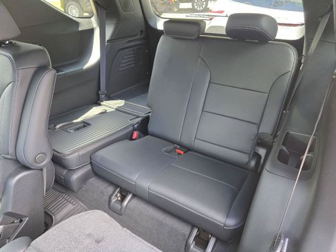 New 2026 Chevrolet Traverse LT w/ LPO, Floor Liner Package AWD/4WD image 23
