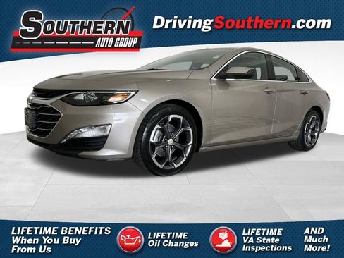Used 2023 Chevrolet Malibu LT image 1