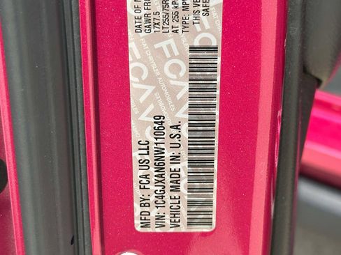 Used 2022 Jeep Wrangler Sport AWD/4WD image 27