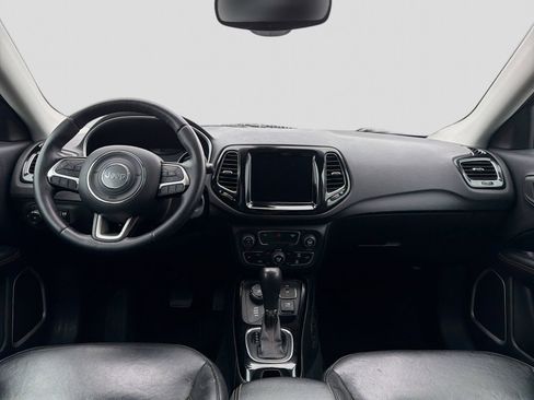 Used 2018 Jeep Compass Limited AWD/4WD image 16