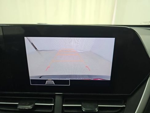 Used 2024 Chevrolet Trax RS FWD image 7