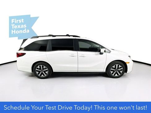 New 2026 Honda Odyssey EX-L image 9