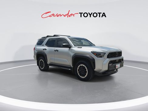 Certified 2025 Toyota 4Runner TRD Off-Road AWD/4WD image 2