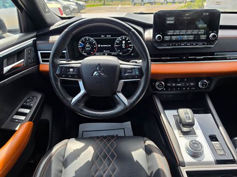 Used 2022 Mitsubishi Outlander SEL FWD image 15
