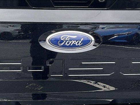 Used 2022 Ford F150 XLT w/ Equipment Group 302A High image 30