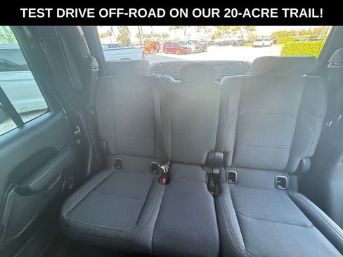 New 2026 Jeep Gladiator Sport image 25