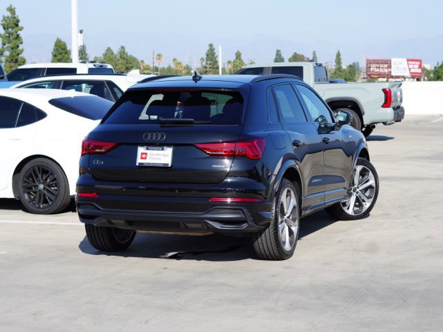 Used 2021 Audi Q3 2.0T Premium w/ Convenience Package AWD/4WD image 8