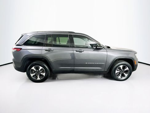 Used 2022 Jeep Grand Cherokee Limited 4xe w/ Luxury Tech Group II AWD/4WD image 10