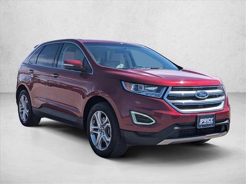 Used 2018 Ford Edge Titanium w/ Technology Package image 3