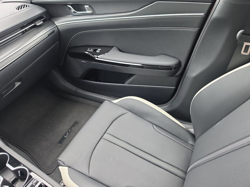 New 2026 Kia K5 GT-Line w/ GT-Line Premium Package FWD image 15