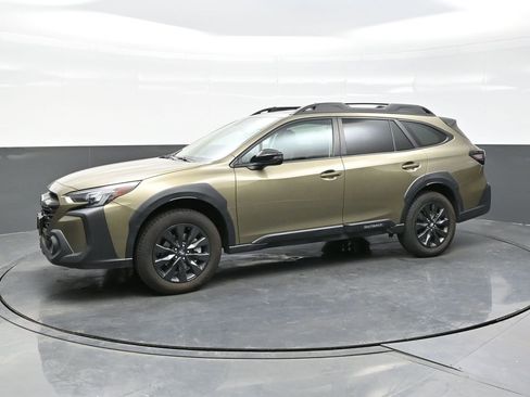 Used 2024 Subaru Outback Onyx Edition image 3