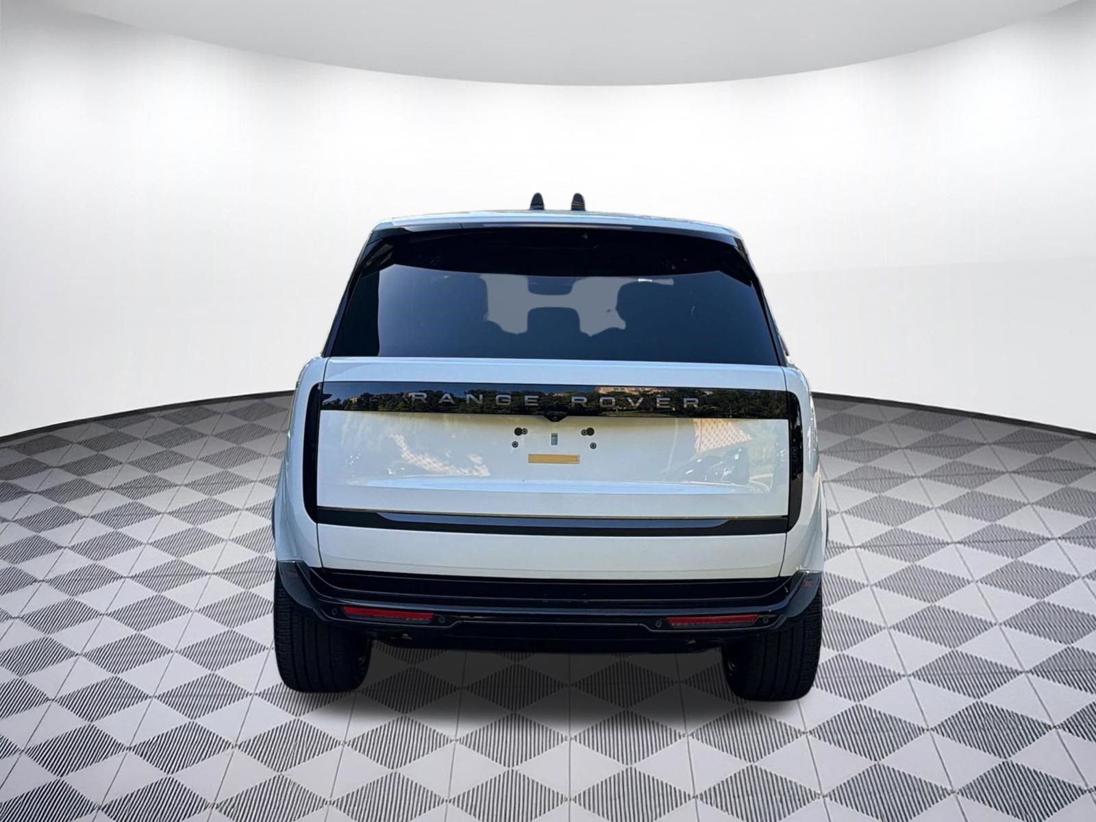 Used 2026 Land Rover Range Rover SE AWD/4WD image 10