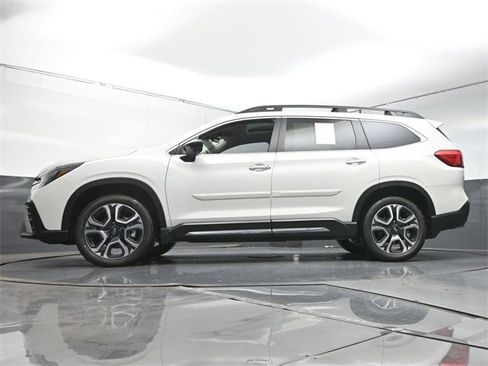 Used 2025 Subaru Ascent Touring w/ Popular Package #1 image 37