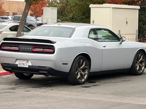 Used 2019 Dodge Challenger GT image 4