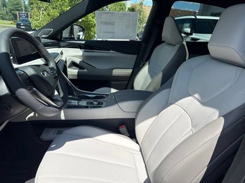 New 2027 INFINITI QX65 Sport w/ Cargo Package AWD/4WD image 10