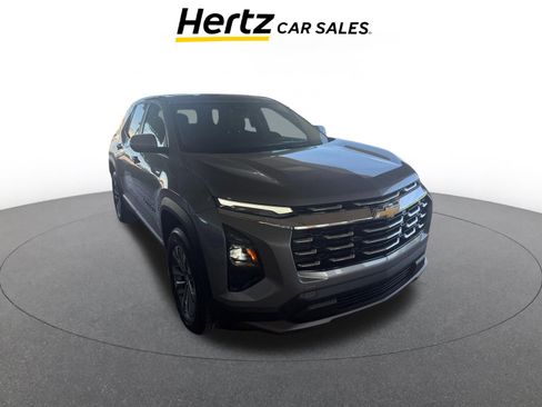 Used 2025 Chevrolet Equinox LT image 1