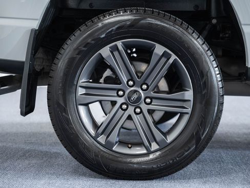 Certified 2023 Ford F150 Lariat w/ Equipment Group 502A High image 21