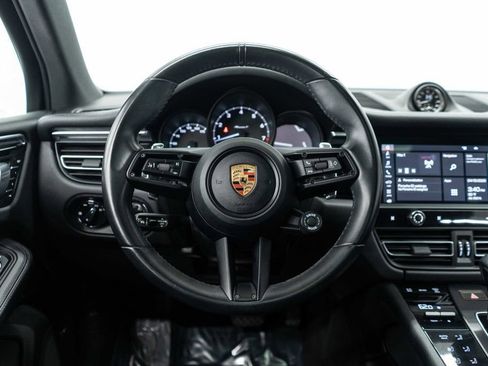 Used 2023 Porsche Macan Turbo image 16