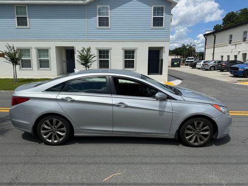 Used 2011 Hyundai Sonata SE FWD image 4