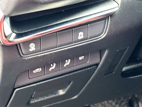 Used 2023 MAZDA MAZDA3 s image 10