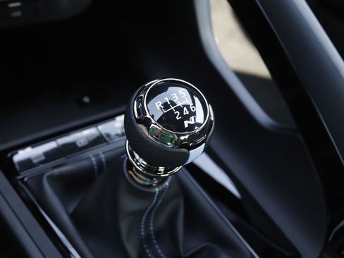 New 2025 Hyundai Elantra N image 28