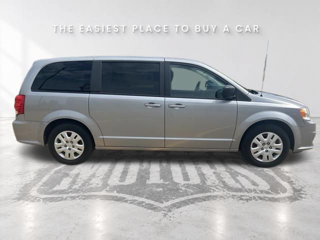 Used 2018 Dodge Grand Caravan SE w/ UConnect Hands-Free Group FWD image 13