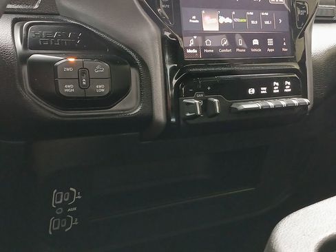 Used 2025 RAM 2500 Big Horn image 36