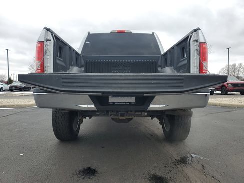 Used 2016 Ford F150 XLT image 9