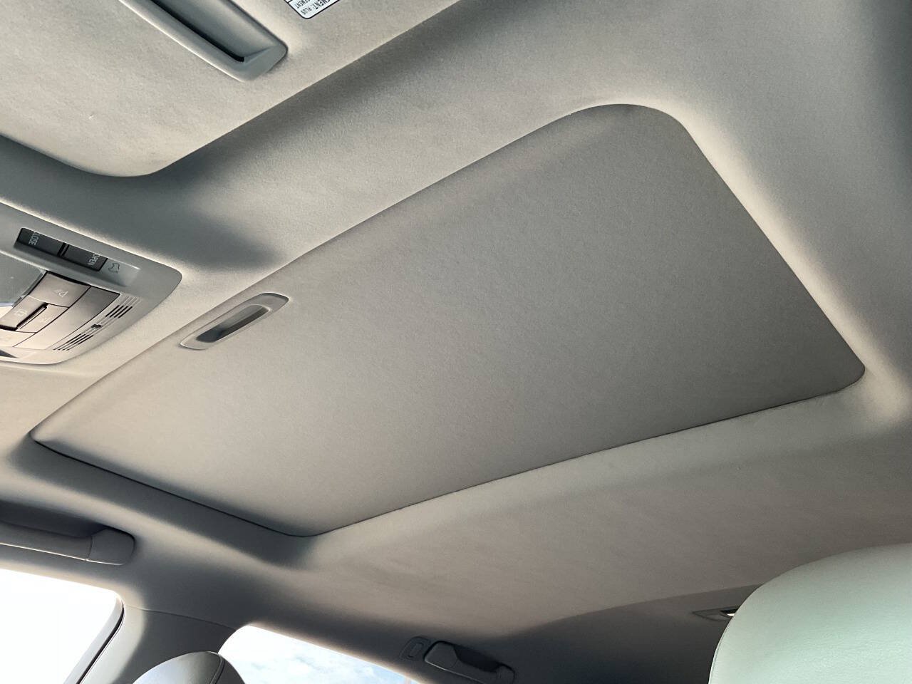 Used 2013 Lexus RX 350 AWD w/ Navigation Pkg image 28