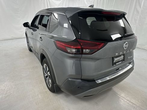 Used 2021 Nissan Rogue SV AWD/4WD image 5