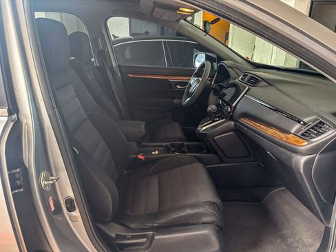 Used 2017 Honda CR-V EX image 18