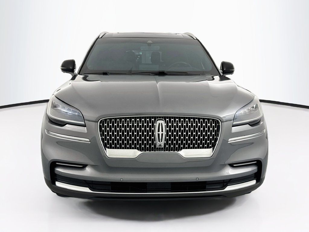Used 2022 Lincoln Aviator Reserve w/ Equipment Group 201A RWD image 2