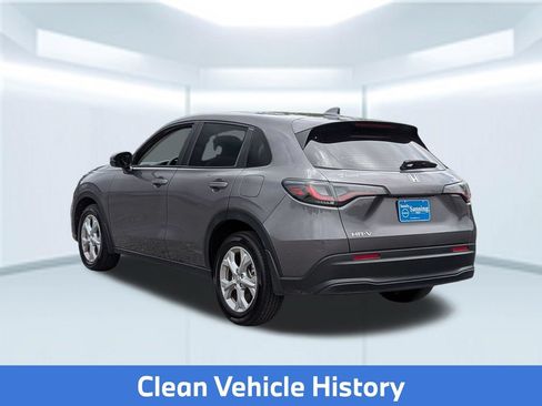Used 2025 Honda HR-V LX image 3
