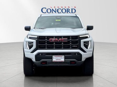 Used 2026 GMC Canyon AT4 w/ LPO, Off Road Lift Package AWD/4WD image 9