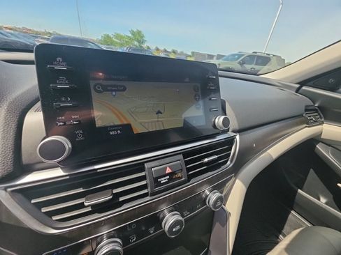 Used 2019 Honda Accord Touring image 20