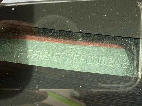 Used 2014 Ford F150 Lariat w/ Lariat Chrome Package image 26