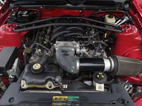 Used 2006 Ford Mustang GT Premium RWD image 26