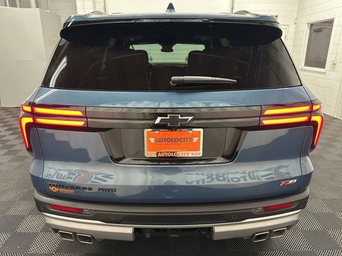 Used 2025 Chevrolet Traverse Z71 w/ Driver Confidence Package image 9