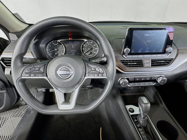 New 2026 Nissan Altima 2.5 SV FWD image 11