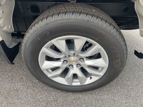 New 2026 Chevrolet Silverado 1500 Custom image 10