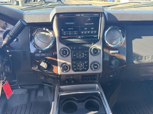 Used 2016 Ford F250 Platinum w/ Platinum Package image 16